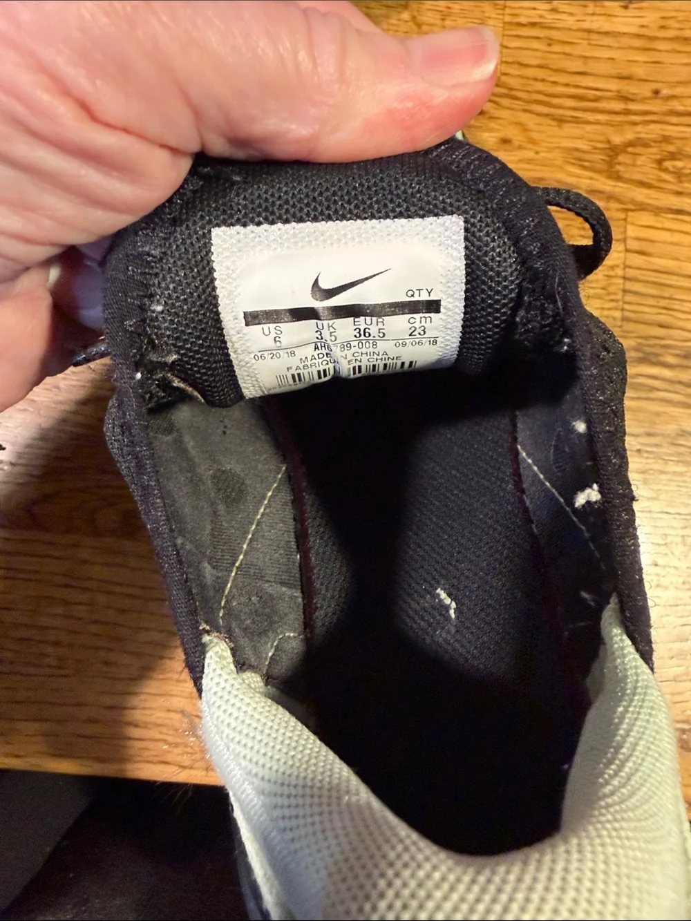 Nike Kids Air Max 270 Black with Mint Accent Sneakers